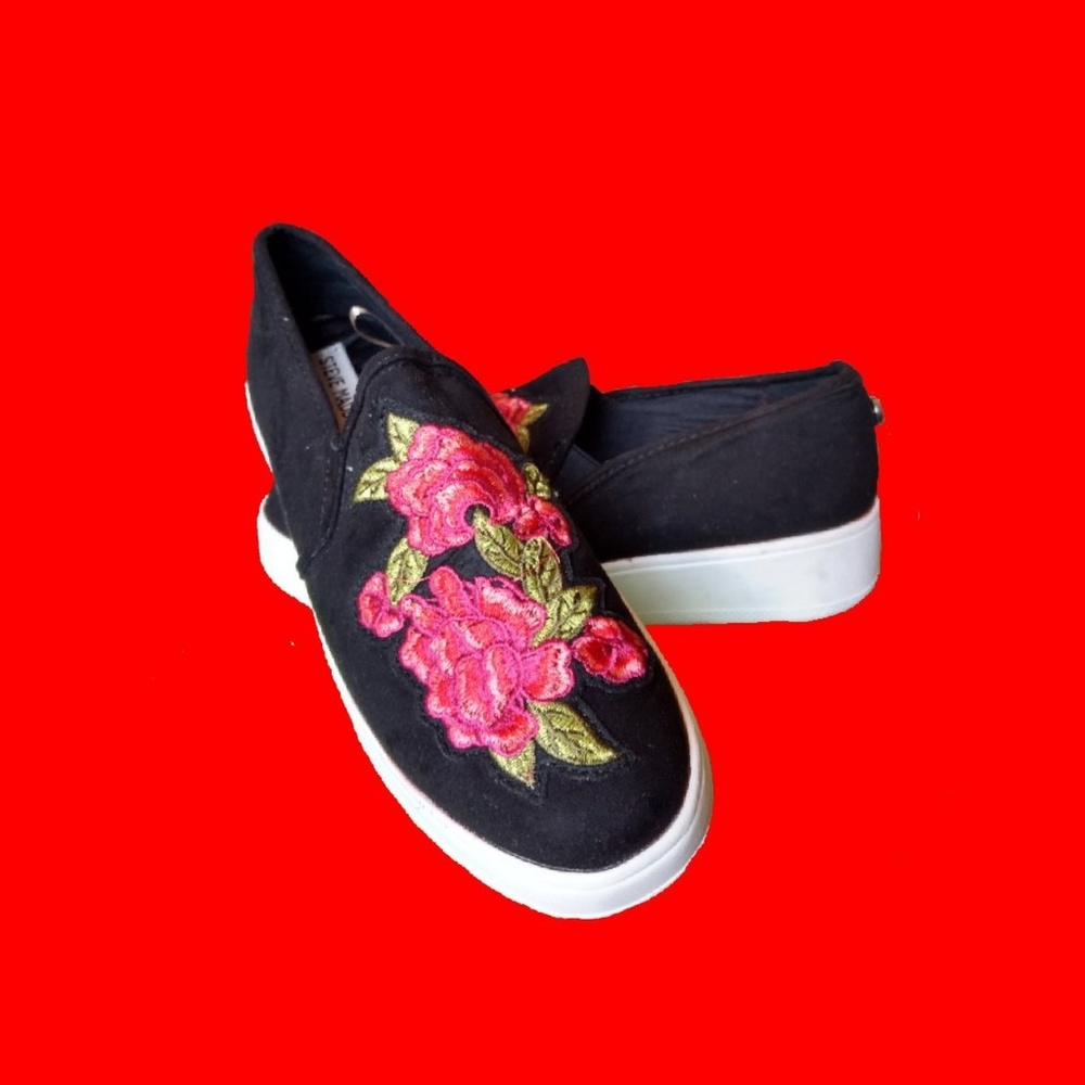 Steve Madden Slip On Sneakers